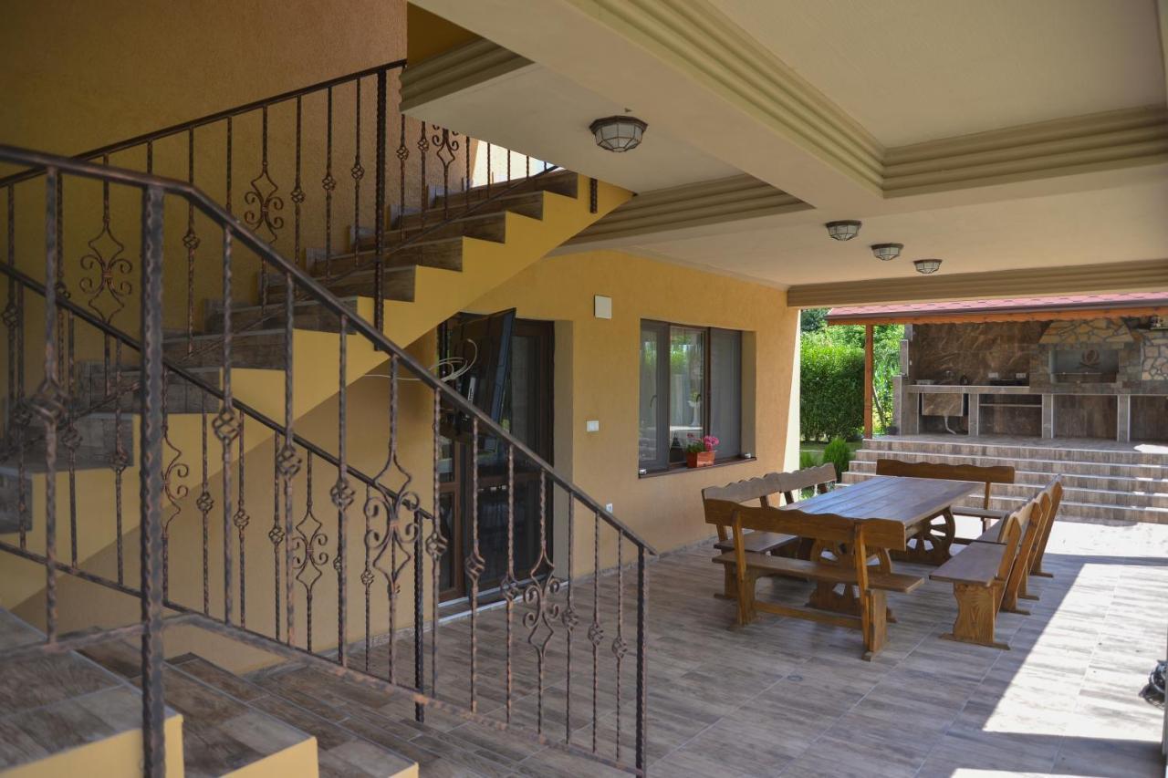 Guest House ERIDA Trastenik Extérieur photo
