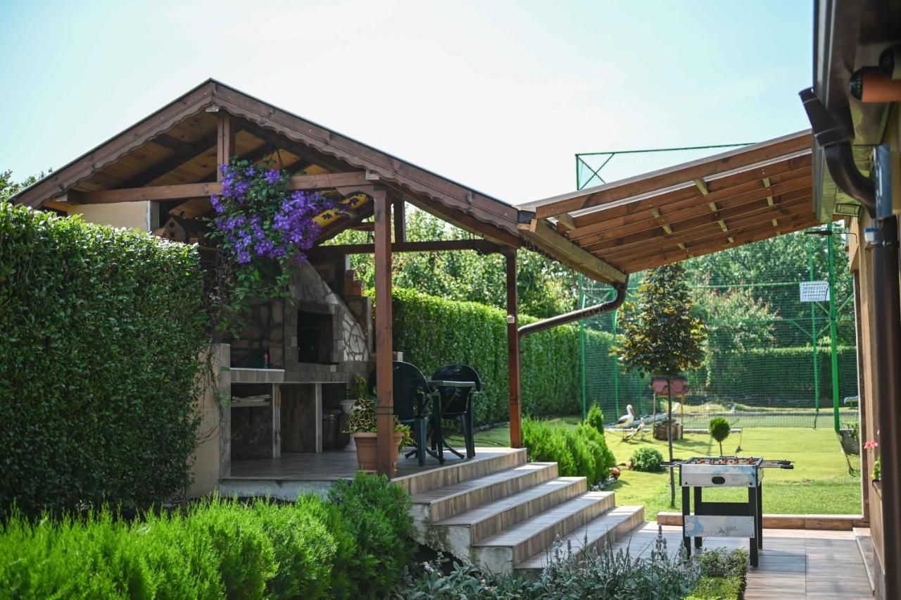 Guest House ERIDA Trastenik Extérieur photo