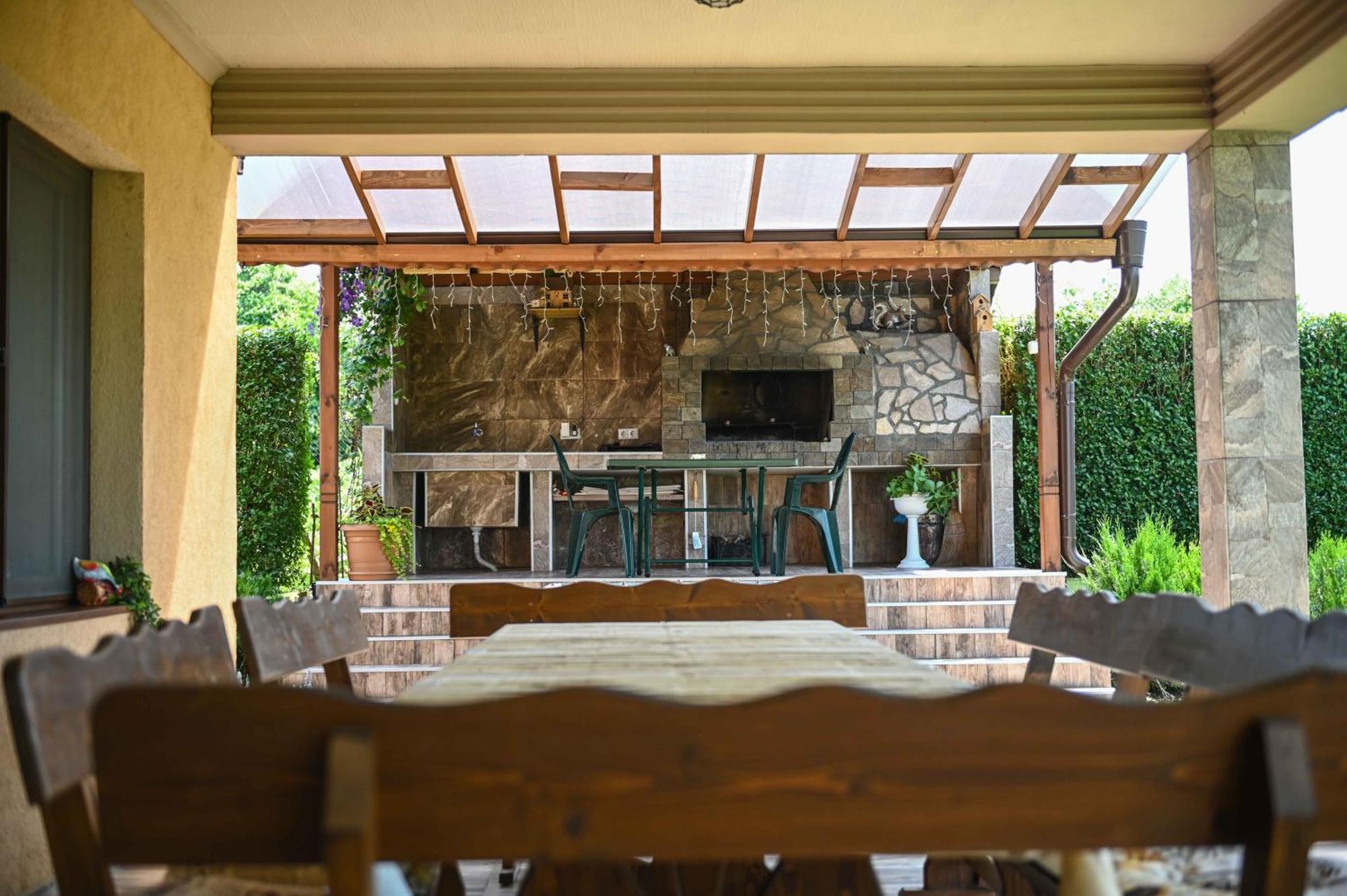 Guest House ERIDA Trastenik Extérieur photo